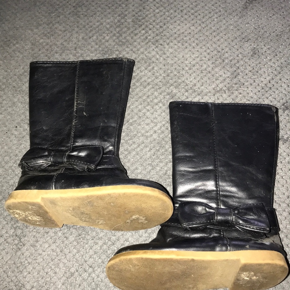 Kids Leather boots.